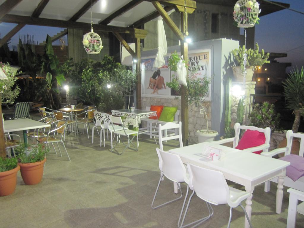 Vickys Studios Faliraki Rhodes City Buitenkant foto